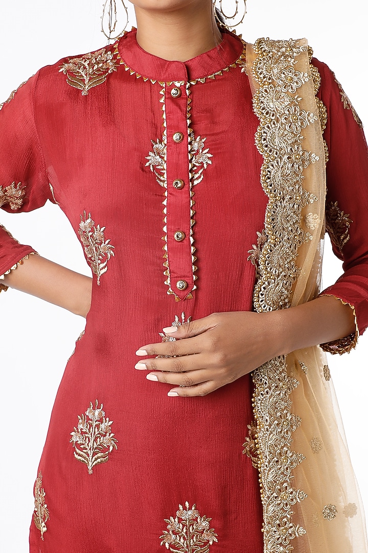 Red Kurta Set With Handwork by Poshak apparels at Pernia's Pop Up Shop