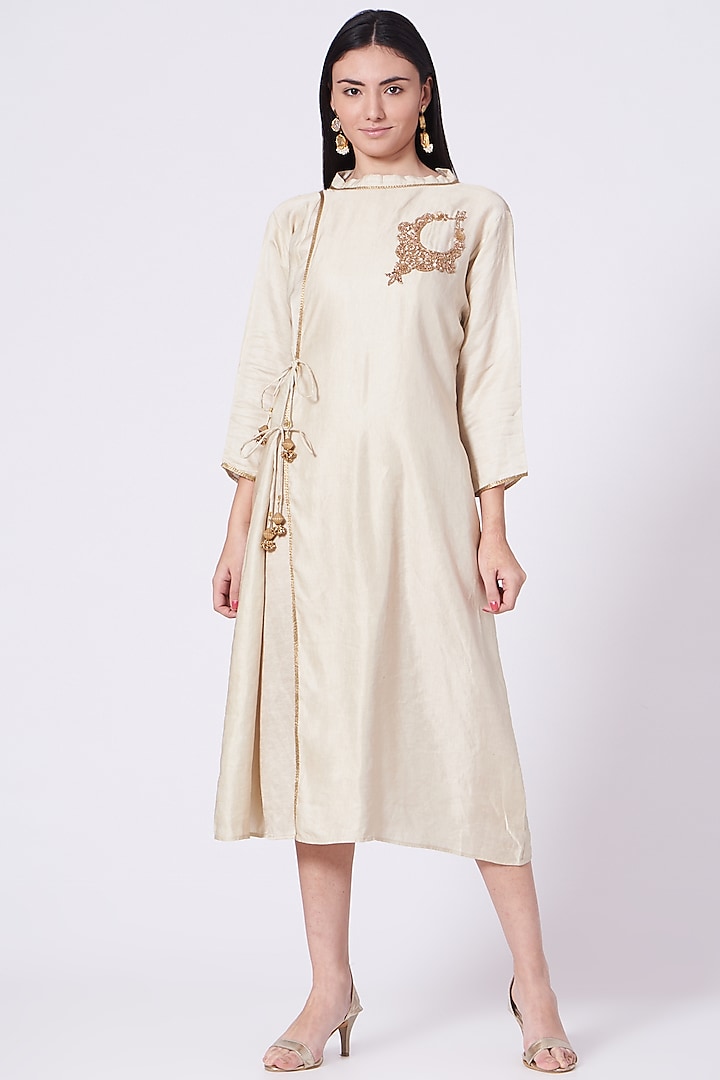 Off-White Embroidered Kurta Dress by Poshak apparels