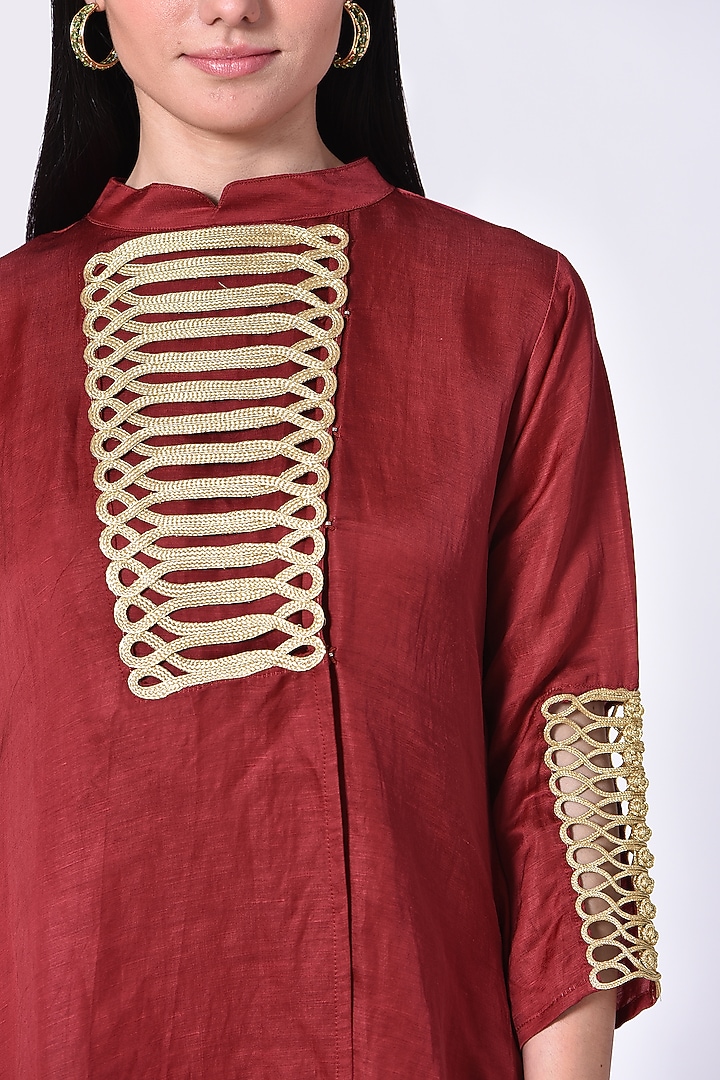 Maroon Embroidered Asymmetrical Tunic Set by Poshak apparels at Pernia's Pop Up Shop