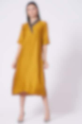 Mustard Metallic Embroidered Straight Kurta Dress by Poshak apparels