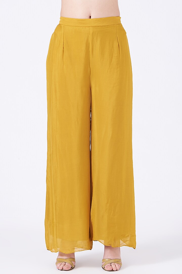 Mustard Embroidered Kurta Set by Poshak apparels at Pernia's Pop Up Shop