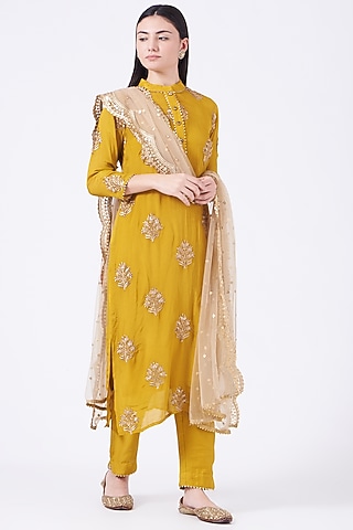 Mustard Hand Embroidered Kurta Set by Poshak apparels