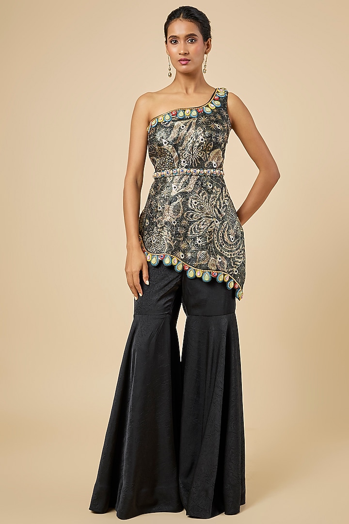 Black Jacquard & Satin Embellished One-Shoulder Kurta Set by PAPA DONT PREACH PRET at Pernia's Pop Up Shop