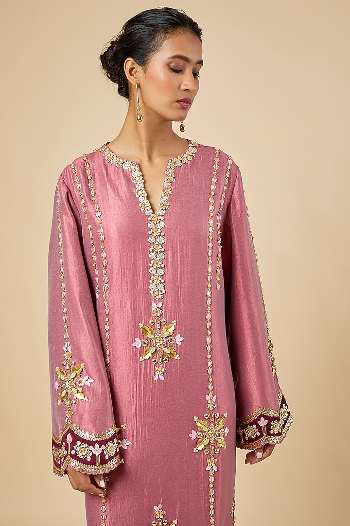 Rose Pink Silk Pearl Embroidered Kaftan by PAPA DONT PREACH PRET at Pernia's Pop Up Shop
