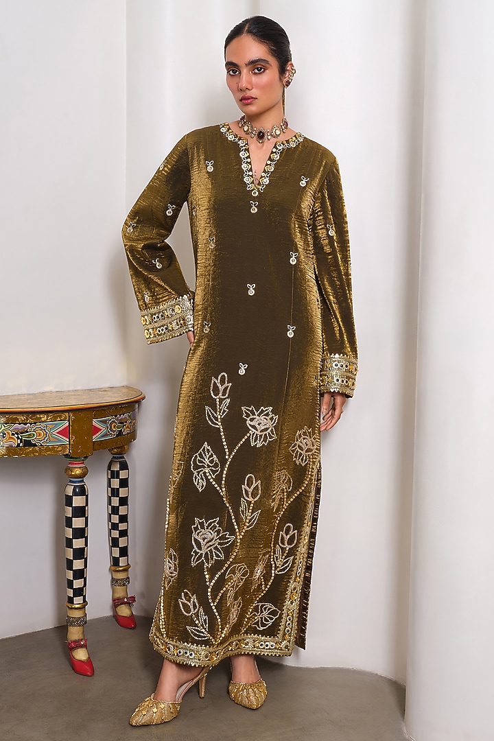 Golden Organza Floral Embroidered Kaftan by PAPA DONT PREACH PRET at Pernia's Pop Up Shop