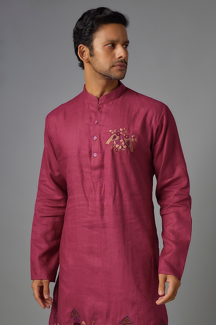 Berry Pink Linen Silk Thread Embroidered Kurta Set by Pasqo Label at Pernia's Pop Up Shop