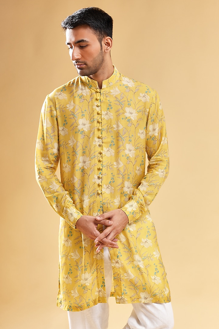 Yellow Silk Floral Printed Kurta Set by Pasqo Label at Pernia's Pop Up Shop