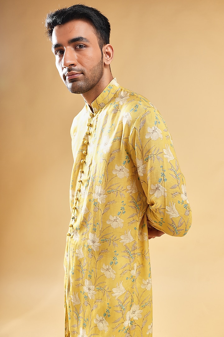 Yellow Silk Floral Printed Kurta Set by Pasqo Label at Pernia's Pop Up Shop