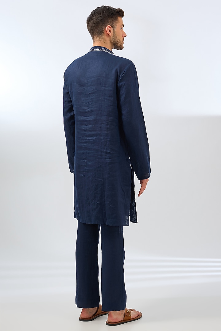Blue Linen Machine Embroidered Kurta Set by Pasqo Label at Pernia's Pop Up Shop