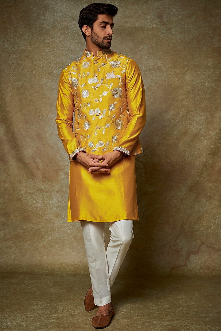 Yellow Silk Bundi Jacket With Embroidered Kurta Set by PARA
