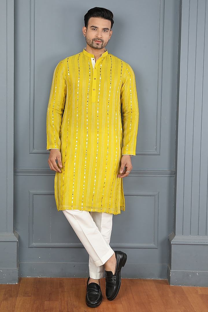 Yellow Chanderi & Cotton Silk Kurta Set by PARA at Pernia's Pop Up Shop