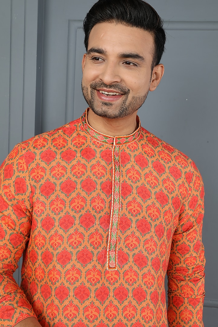 Orange Cotton Linen Printed & Resham Work Kurta Set by PARA at Pernia's Pop Up Shop