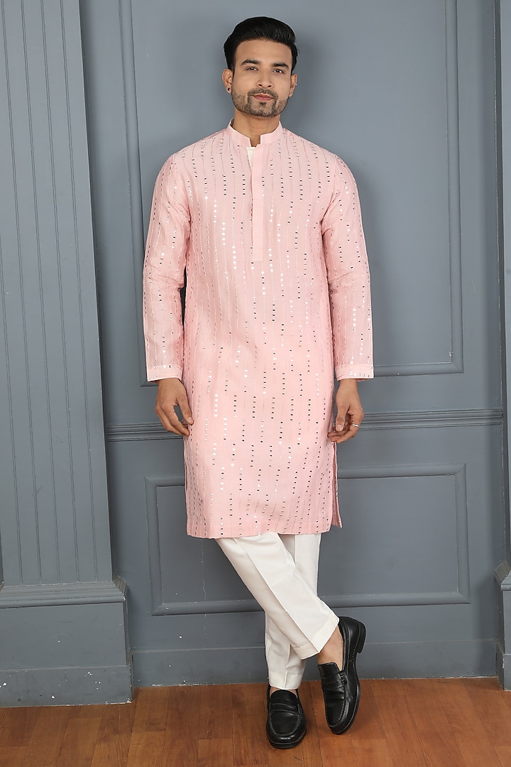 Light Pink Chanderi Resham Work Kurta Set by PARA at Pernia's Pop Up Shop