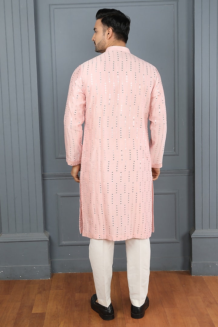 Light Pink Chanderi Resham Work Kurta Set by PARA at Pernia's Pop Up Shop