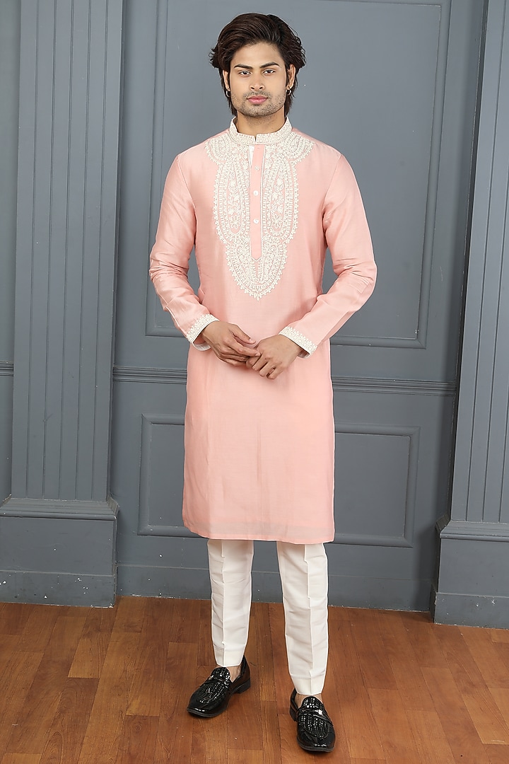Peach Chanderi Dori Work Kurta Set by PARA at Pernia's Pop Up Shop