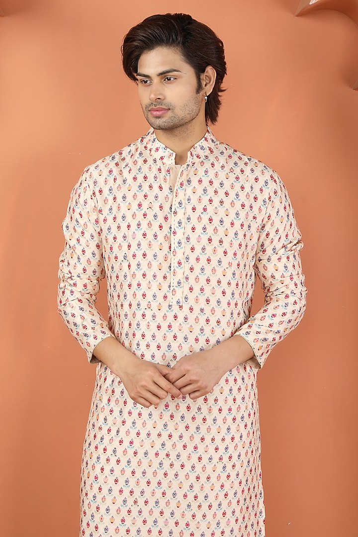 Beige Silk Printed Kurta Set by PARA at Pernia's Pop Up Shop