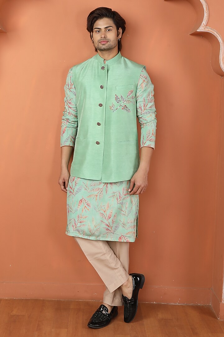 Green Silk Hand Painted Bundi Jacket Set by PARA at Pernia's Pop Up Shop