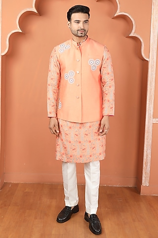 Peach Silk Resham Embroidered Bundi Jacket Set by PARA