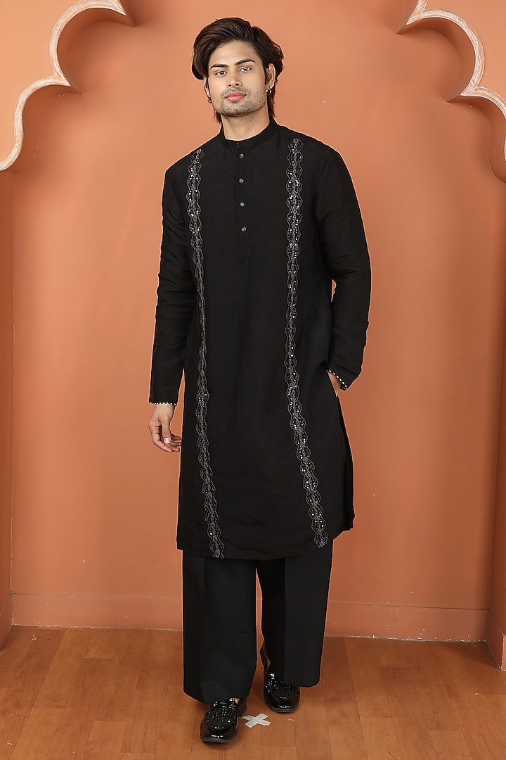 Black Chanderi Silk Sequins Embroidered Bundi Jacket Set by PARA at Pernia's Pop Up Shop