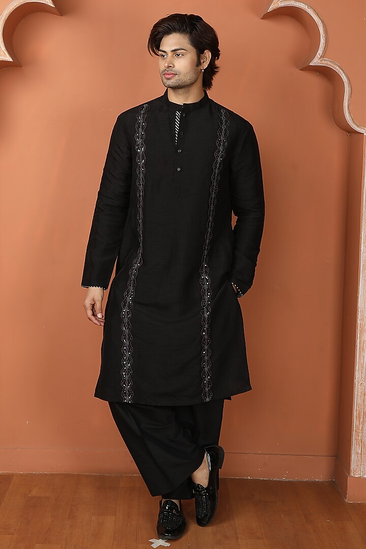 Black Chanderi Silk Sequins Embroidered Bundi Jacket Set by PARA at Pernia's Pop Up Shop