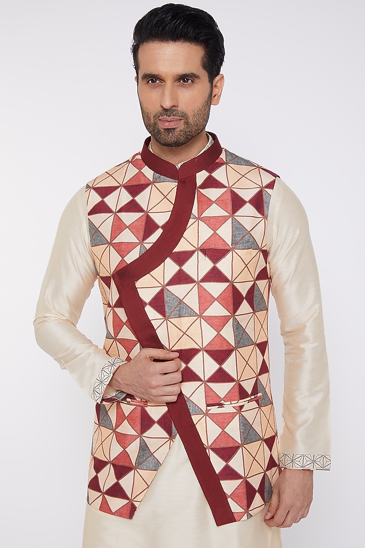 Cream & Maroon Printed Bundi Jacket With Kurta Set by PARA at Pernia's Pop Up Shop