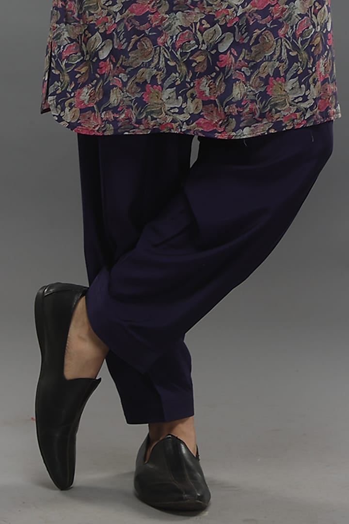 Blue Satin Linen Bundi Set by PARA at Pernia's Pop Up Shop