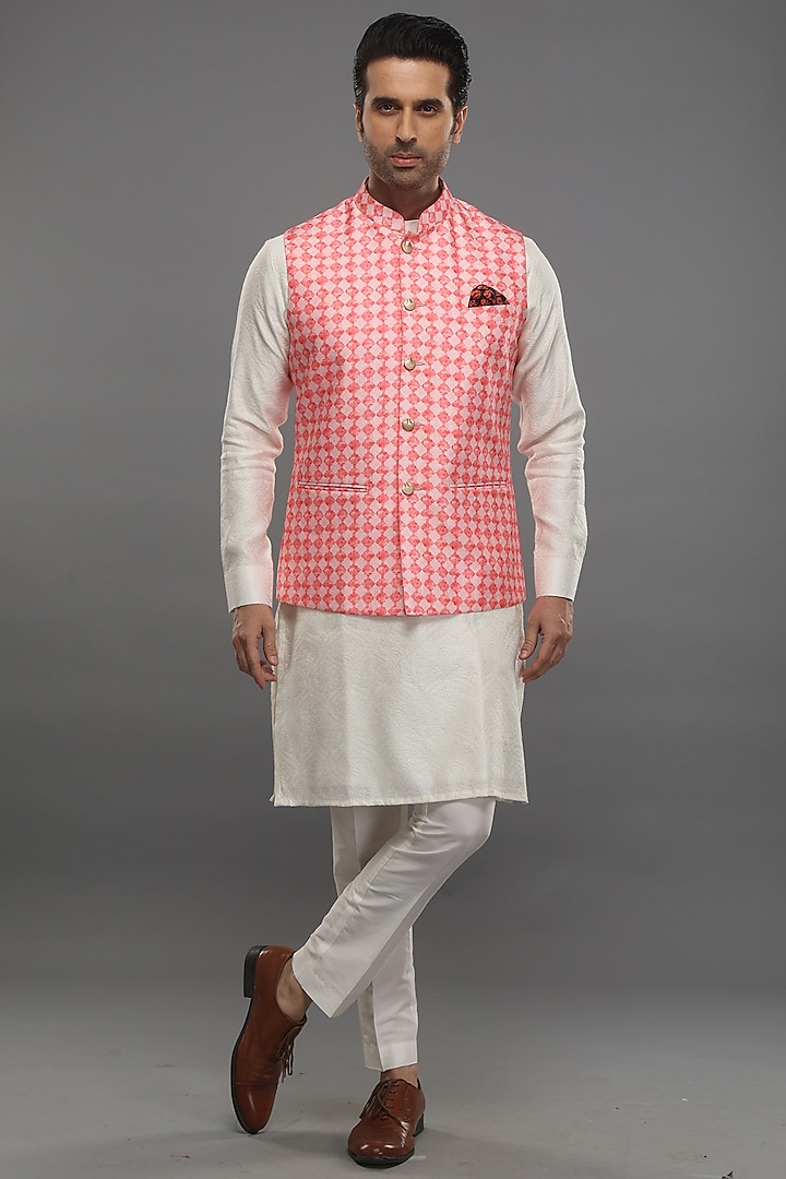 Peach Silk Geometric Printed Bundi Jacket Set by PARA