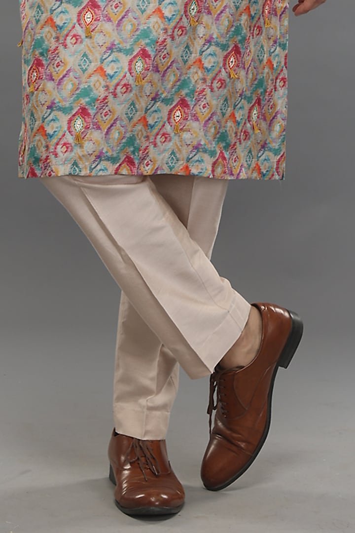 Multi-Colored Muslin Diamond Printed Kurta Set by PARA at Pernia's Pop Up Shop