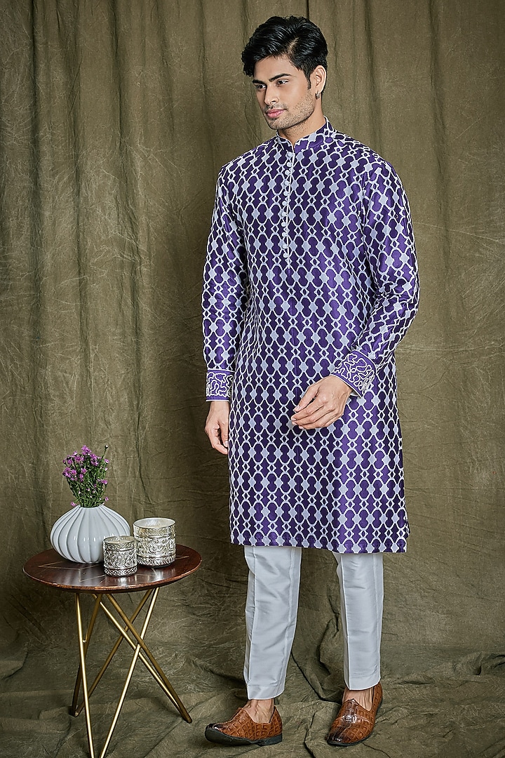 Purple Chanderi Silk Embroidered Kurta Set by PARA