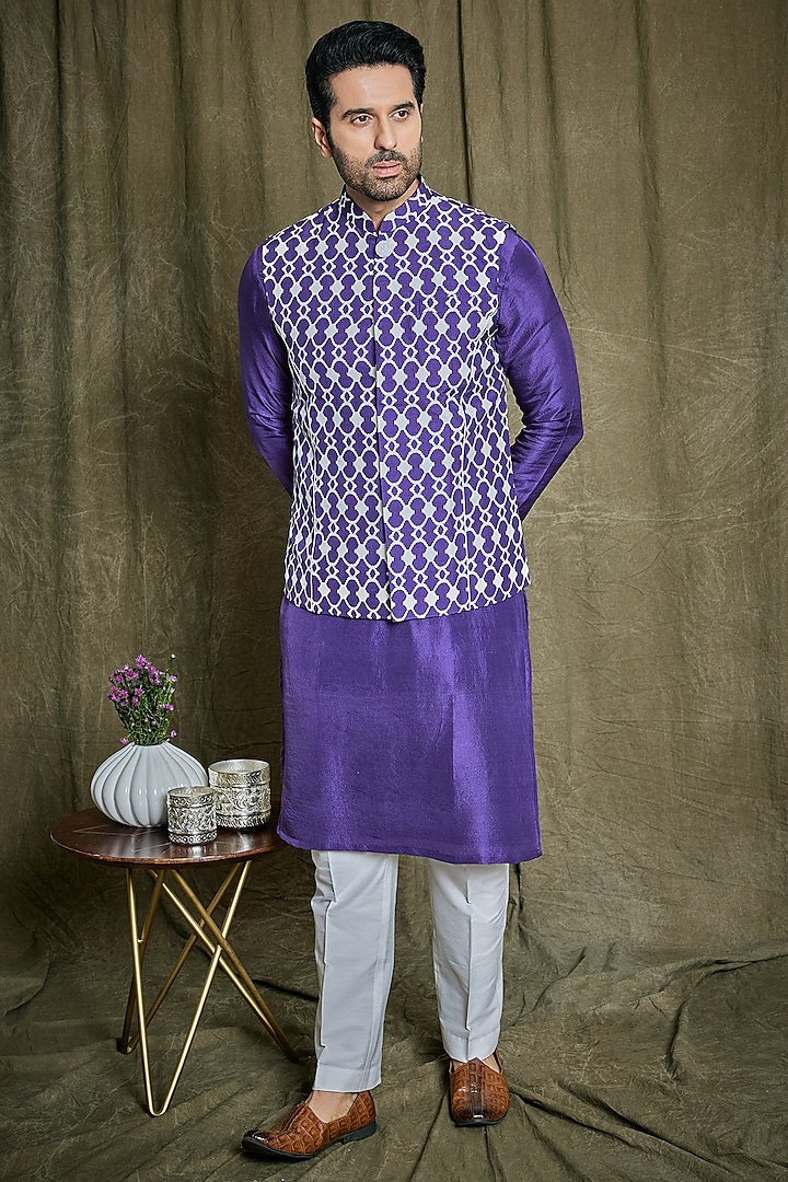 Purple Chanderi Printed & Embroidered Bundi Jacket Set by PARA