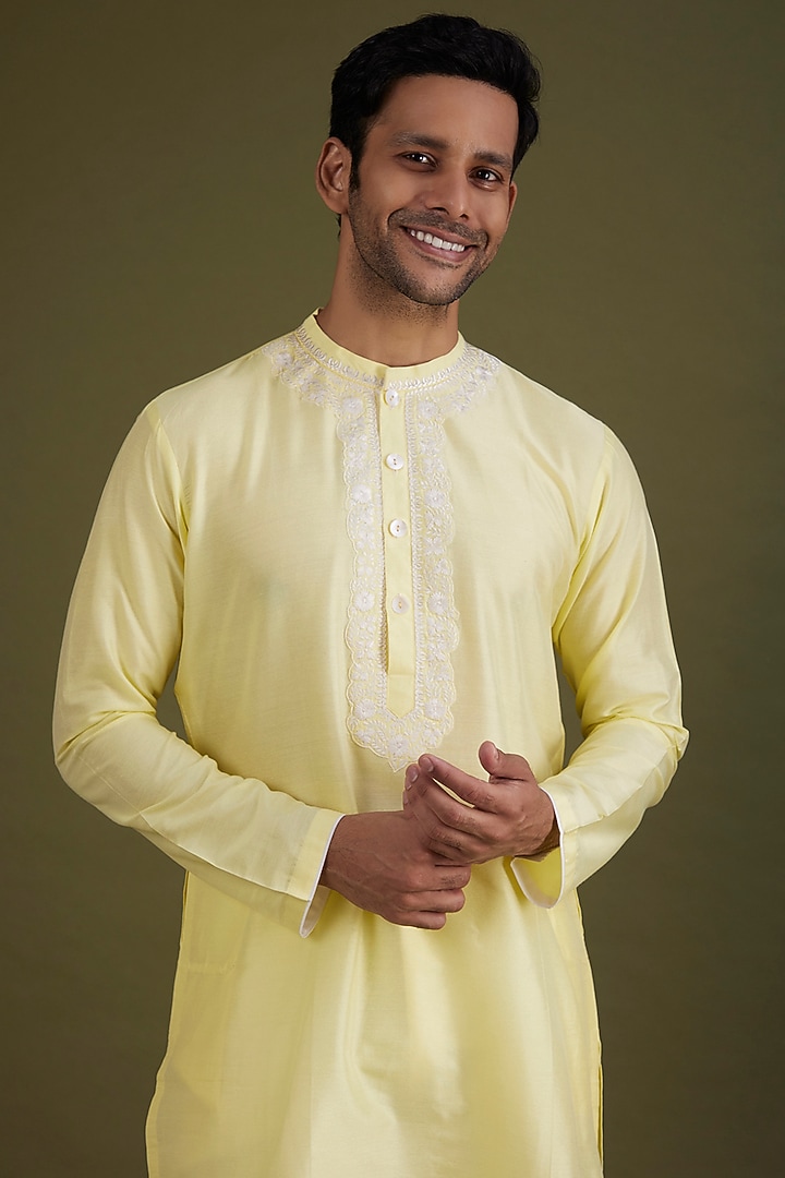 Yellow Georgette Chikankari Embroidered Kurta by PARA at Pernia's Pop Up Shop