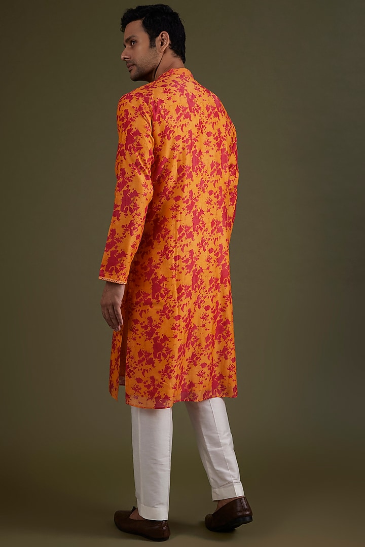 Orange & Pink Chanderi Tie-Dye Printed Kurta Set by PARA at Pernia's Pop Up Shop