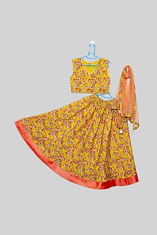 Yellow Printed Lehenga Set For Girls by PARA Kids