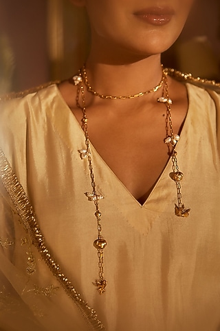 Antique Gold Finish Freshwater Pearl & Flying Bird Chain String Stole by PARISHRI