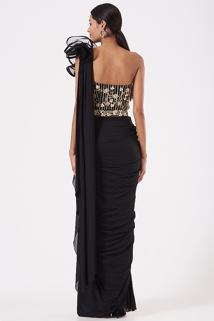 Black Draped Ruffled Wedding Saree Set by PARUL GANDHI at Pernia's Pop Up Shop