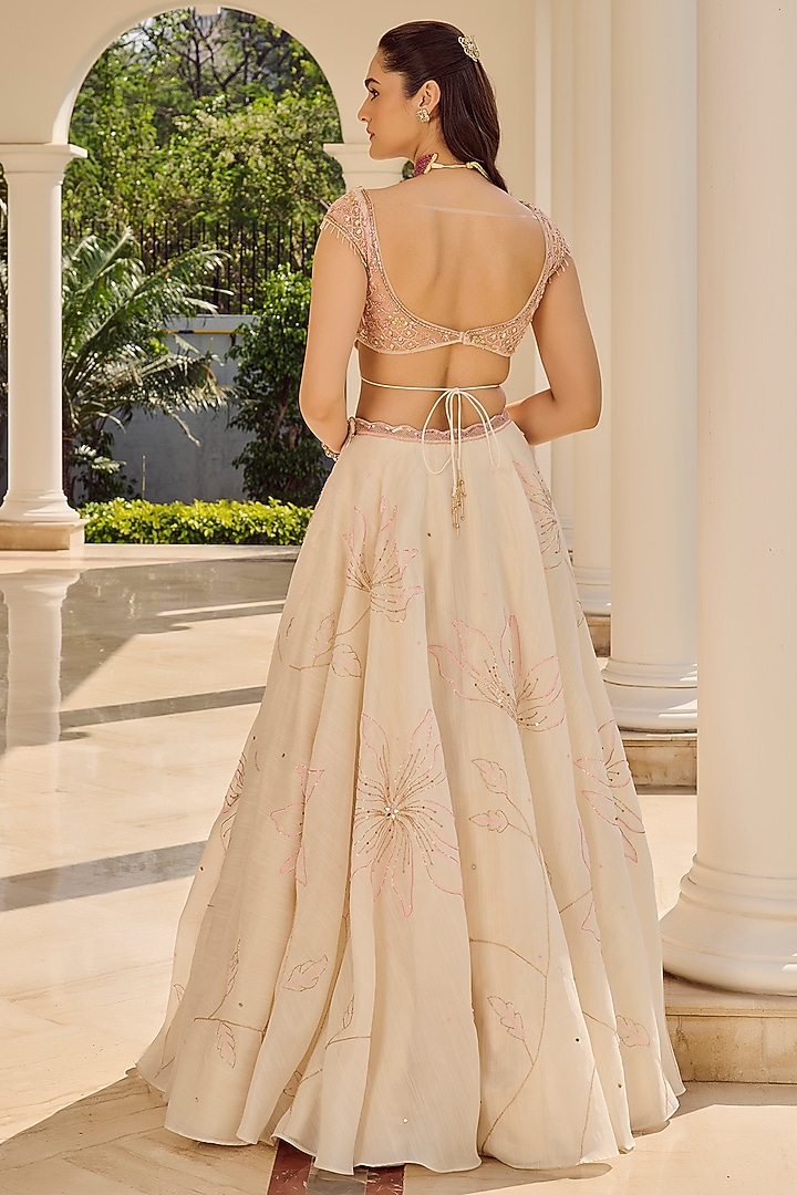 Off-White Silk Jacquard Embroidered Textured Wedding Lehenga Set by PARUL GANDHI at Pernia's Pop Up Shop