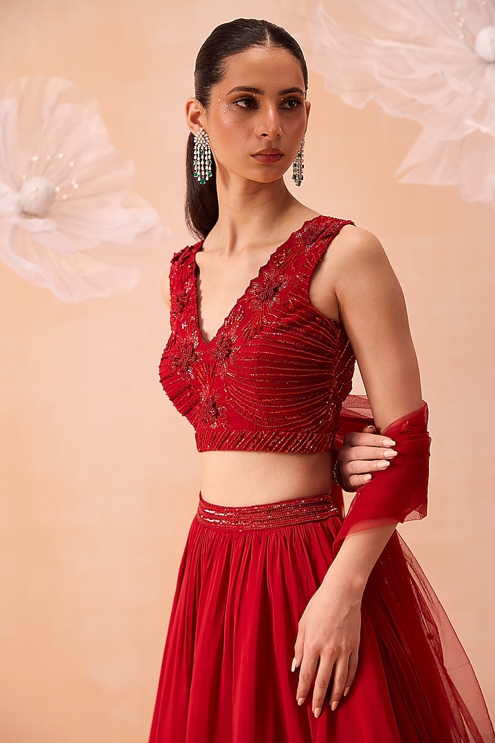 Red Silk Organza Wedding Lehenga Set by PARUL GANDHI at Pernia's Pop Up Shop