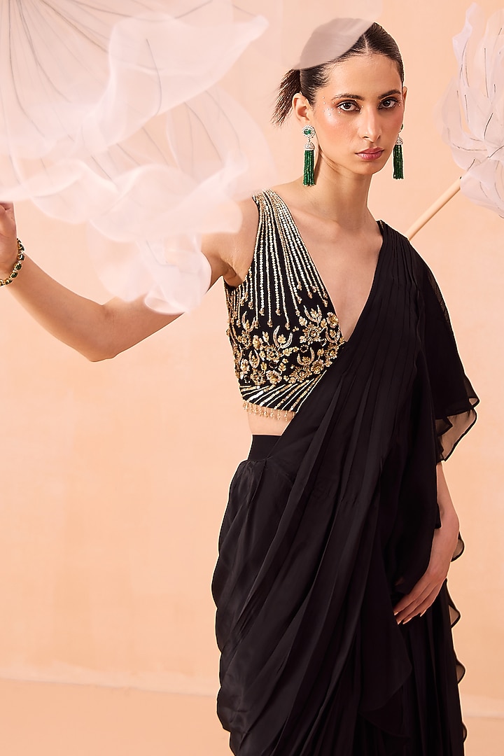 Black Satin Crepe Floral & Tonal Hand Embroidered Ruffled Wedding Saree Set by PARUL GANDHI at Pernia's Pop Up Shop