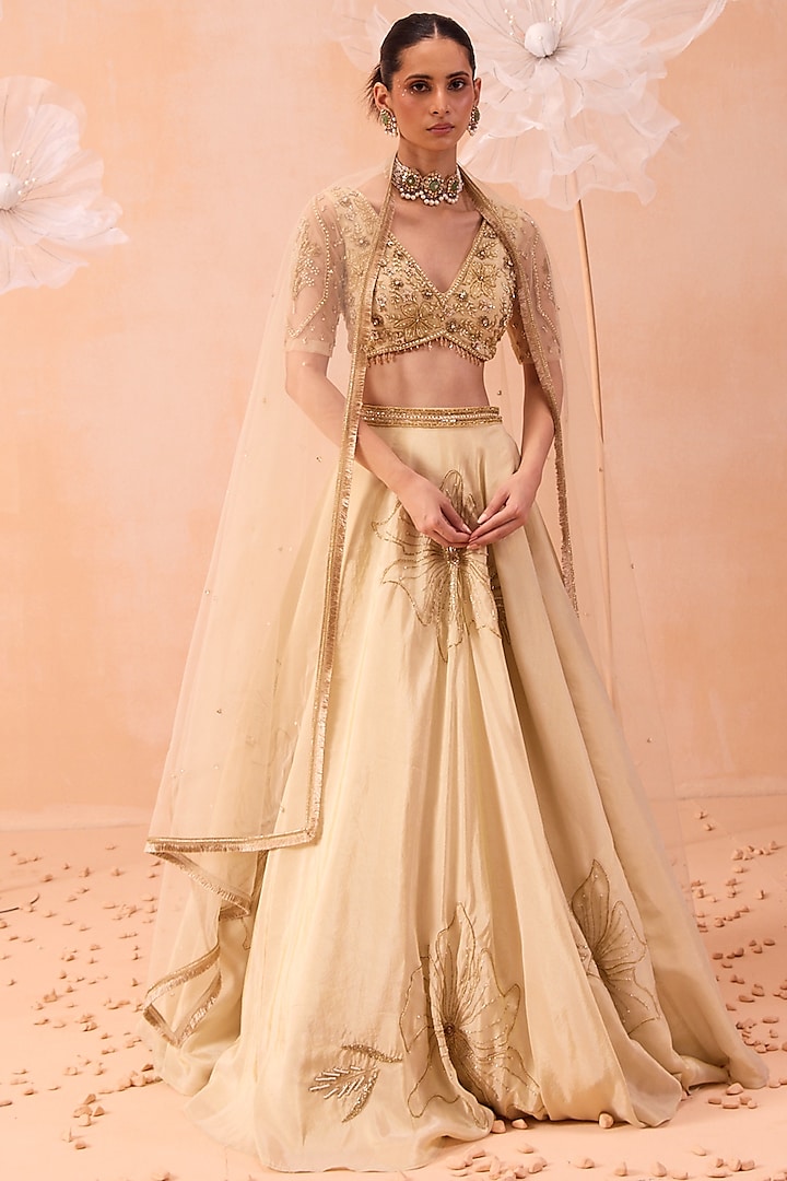 Off-White Shimmer Silk Organza Zardosi Hand Embroidered Wedding Lehenga Set by Parul Gandhi at Pernia's Pop Up Shop