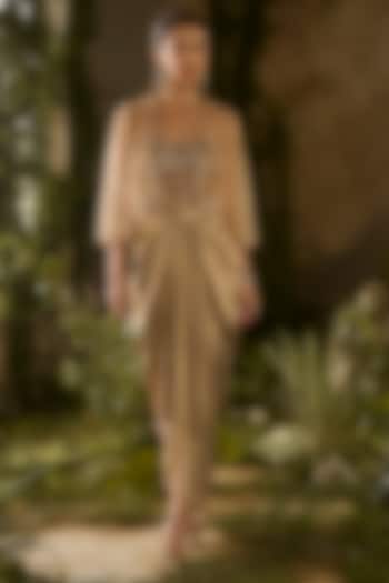 Golden Textured Silk Jacquard Draped Skirt Set by Parul Gandhi at Pernia's Pop Up Shop