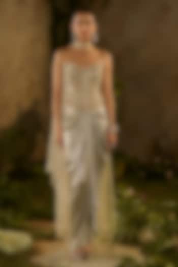 Champagne Textured Jacquard Draped Skirt Set by Parul Gandhi at Pernia's Pop Up Shop