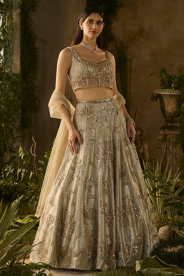 Champagne Textured Jacquard Hand Embroidered Wedding Lehenga Set by Parul Gandhi at Pernia's Pop Up Shop
