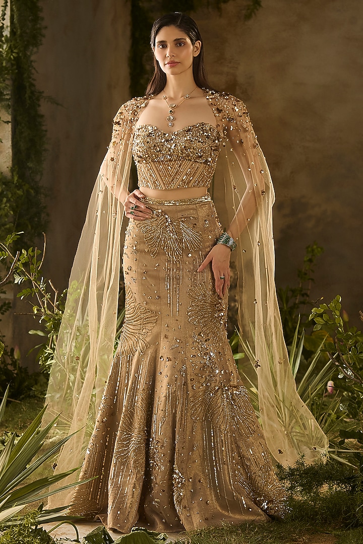 Golden Textured Jacquard Hand Embroidered Wedding Lehenga Set by Parul Gandhi at Pernia's Pop Up Shop