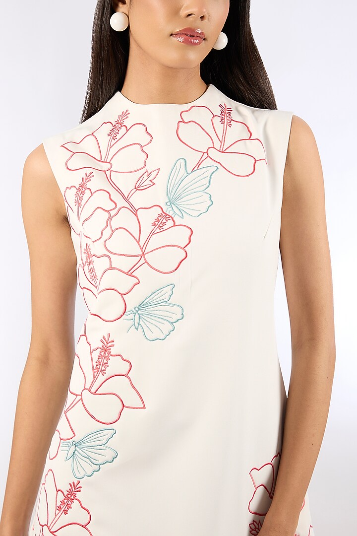 White Crepe Floral Motif Vacation Dress by Parneet Gujral at Pernia's Pop Up Shop