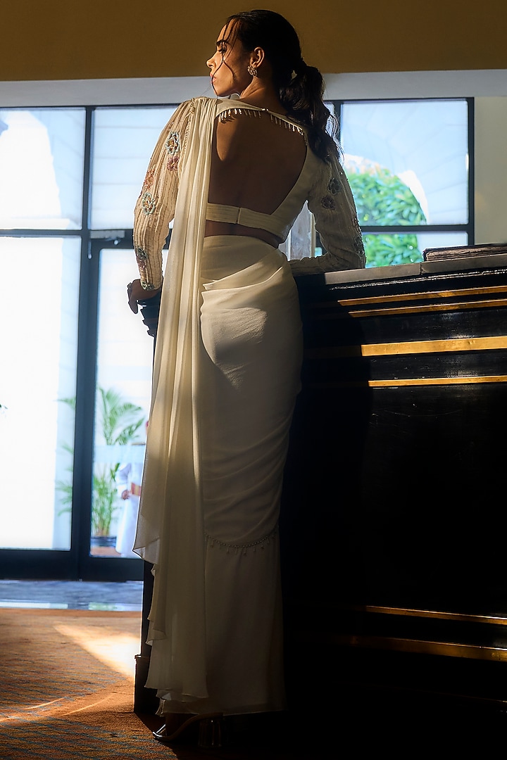 Off-White Crepe Georgette Embellished Draped Wedding Saree Set by Parshya at Pernia's Pop Up Shop