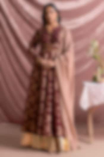 Wine Banarasi Georgette Embellished Party Wear Anarkali Set by Parshya at Pernia's Pop Up Shop