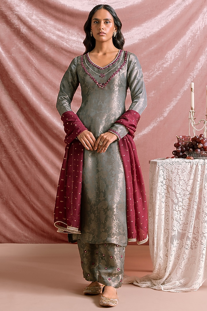 Grey Banarasi Tissue Mirror Embellished Kurta Set by Parshya at Pernia's Pop Up Shop