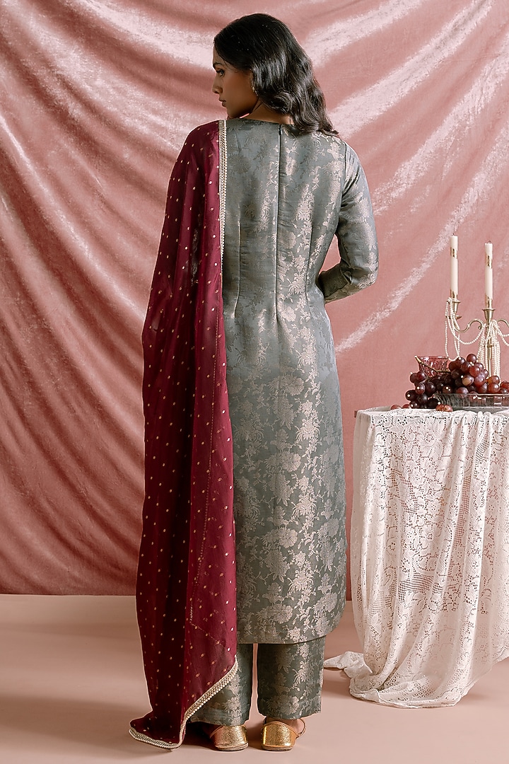 Grey Banarasi Tissue Mirror Embellished Kurta Set by Parshya at Pernia's Pop Up Shop