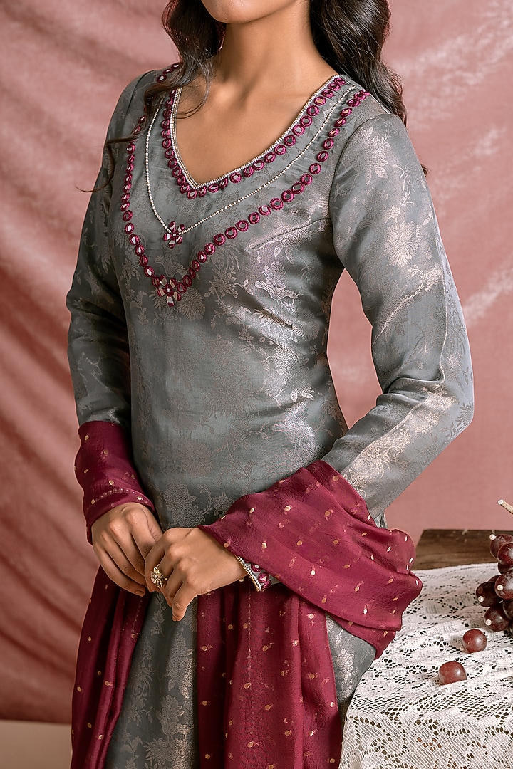 Grey Banarasi Tissue Mirror Embellished Kurta Set by Parshya at Pernia's Pop Up Shop