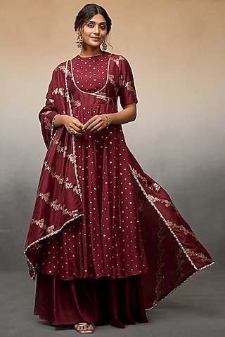 Maroon Georgette Leheriya Anarkali Set by Parshya